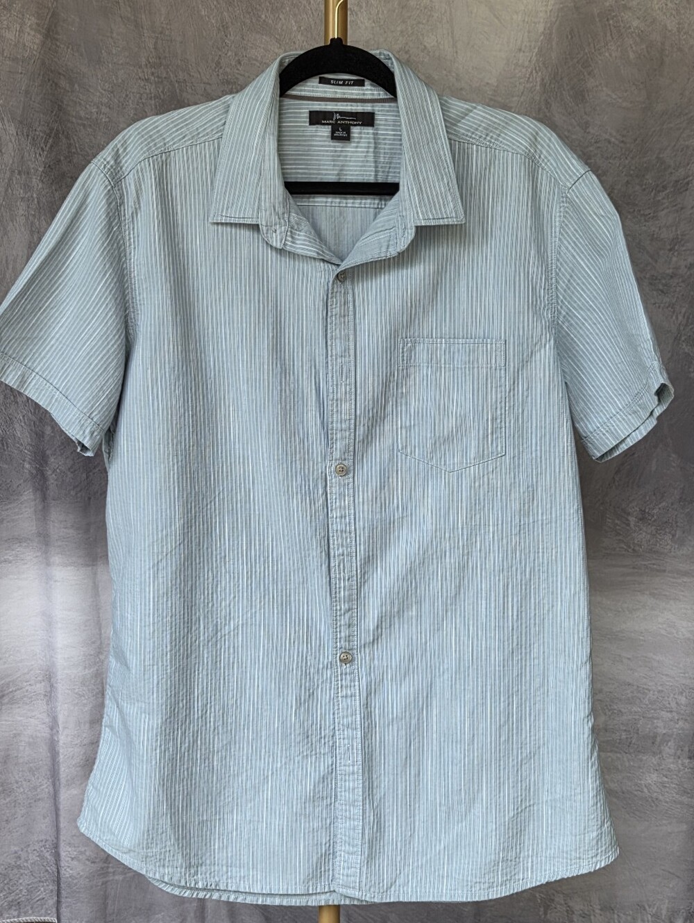 Marc Anthony Men's Light Blue Striped Short Sleeve Button-Front Shirt Sz L -NWOT